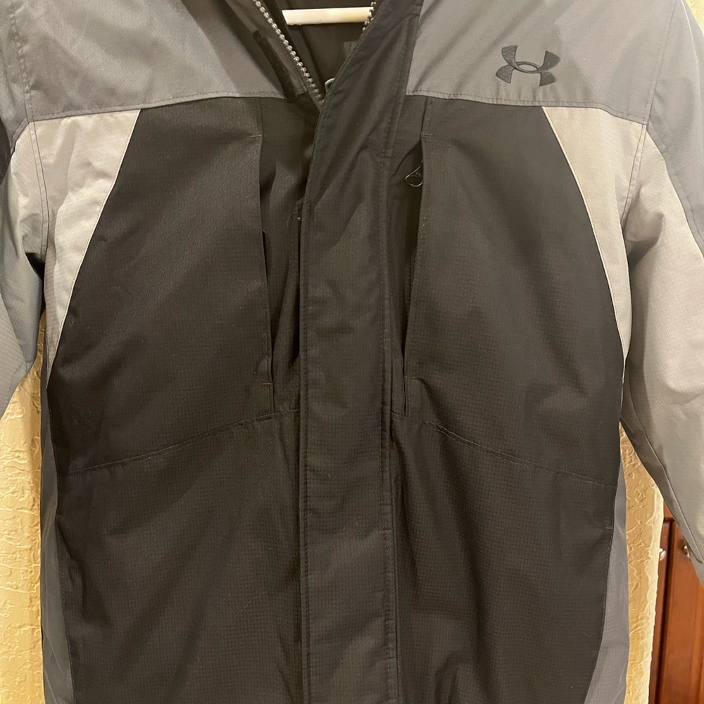 Under armour snow jacket youth medium (2 jackets in 1)